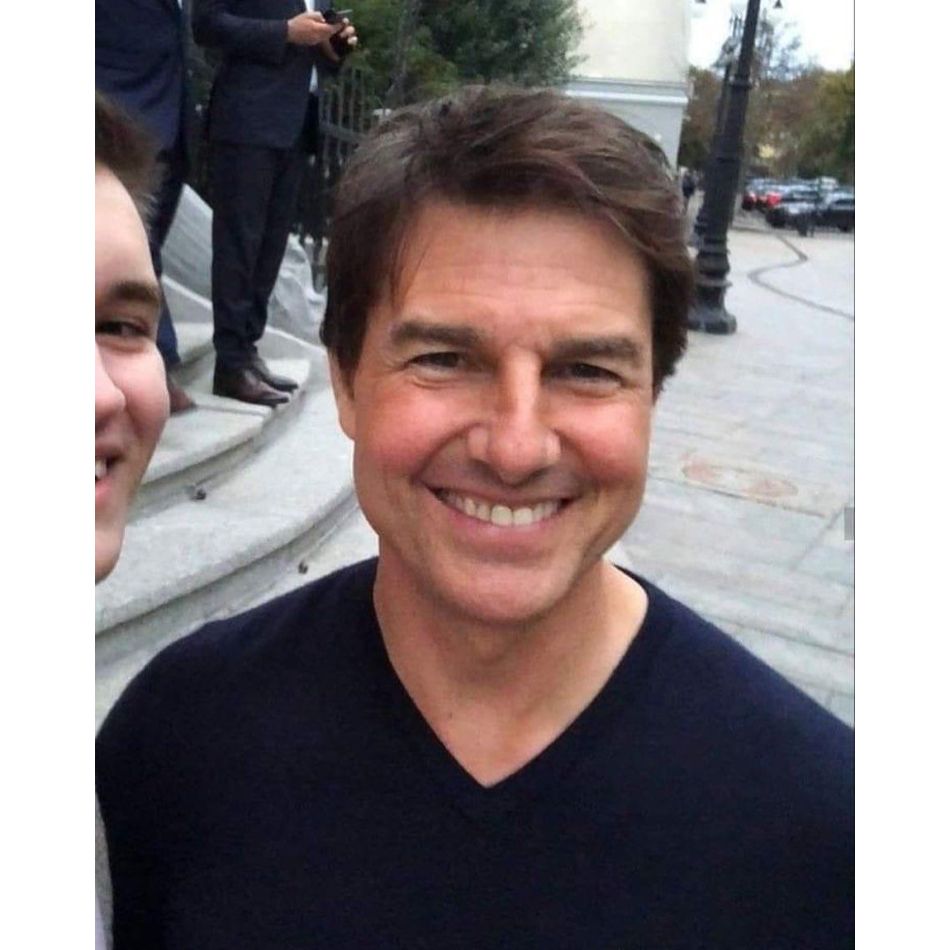 Shakira, exasperată de insistențele lui Tom Cruise. Artista îl roagă să o lase în pace, însă actorul își dorește o relație