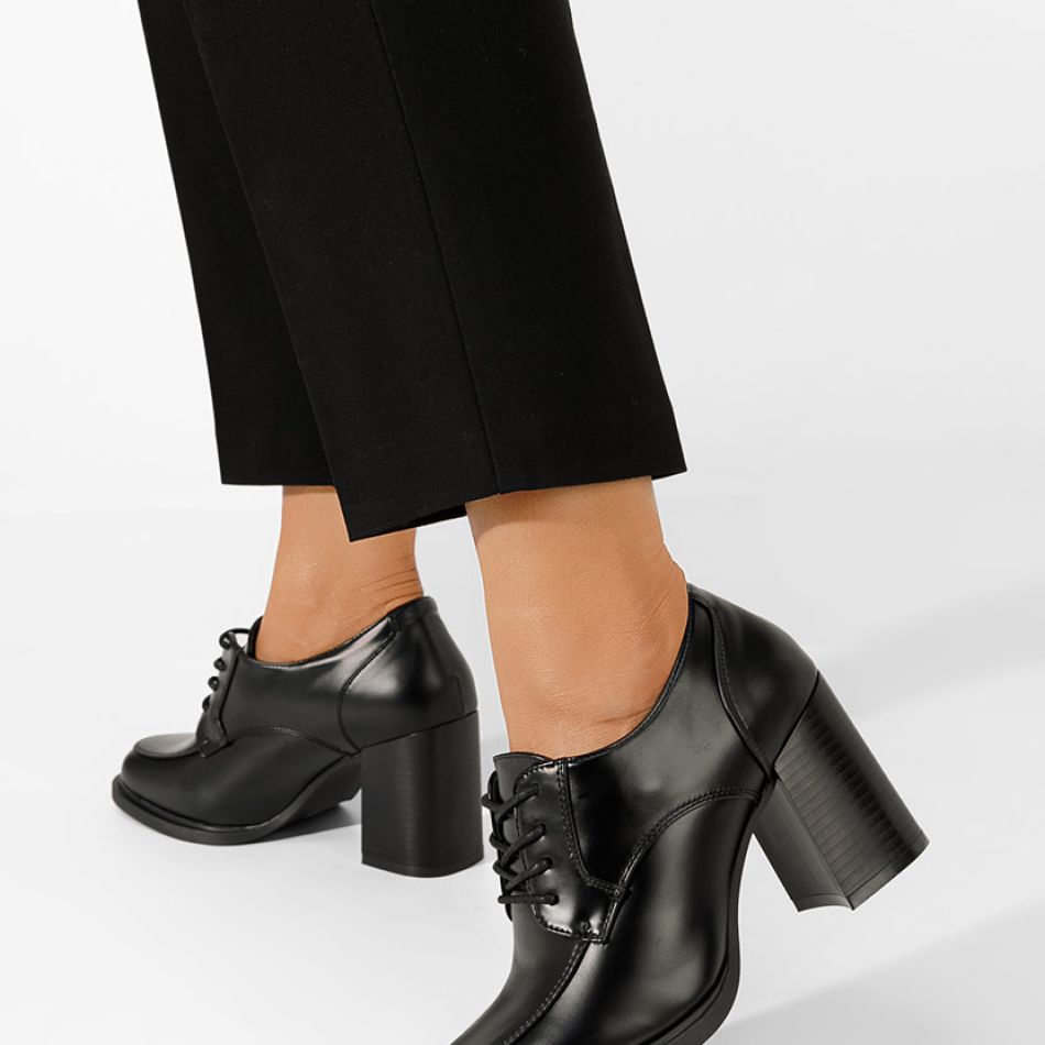 Eleganță și senzualitate: 20 de perechi de pantofi cu toc pentru această toamnă
