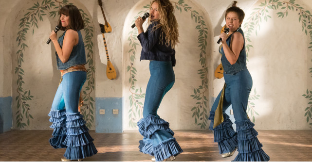 Am văzut filmul „Mamma Mia! O luăm de la capăt” și l-aș mai vedea de câteva ori!