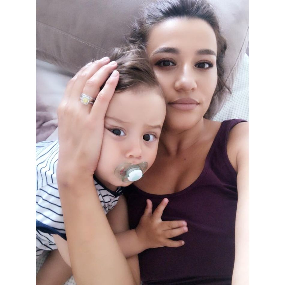 Claudia Pătrășcanu și-a dus copiii într-un parc de distracții din Europa. Fericirea celor mici este neprețuită pentru artistă