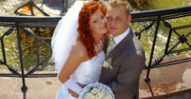 Marturii sau cocarde la nunta?