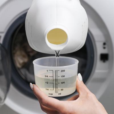 Ghid actual: cum alegi cel mai bun detergent profesional pentru rufe în hoteluri și spălătorii industriale 