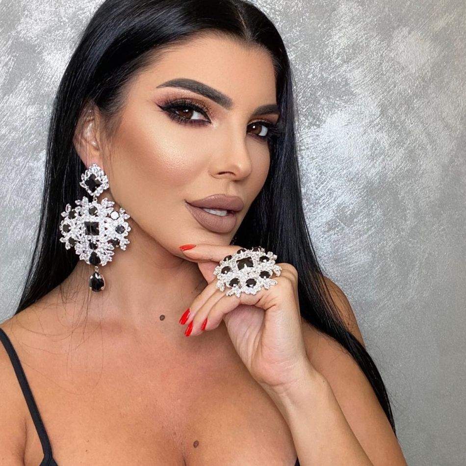 Motivul pentru care Andreea Tonciu a ales să o retragă de la școala de stat pe fiica sa: Nu vreau să se ia nimeni de ea