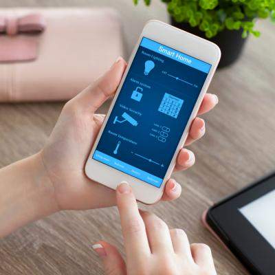 4 modalități prin care poți să-ți transformi casa în una inteligentă