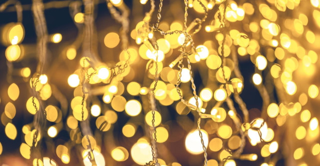 Cum alegi ghirlandele luminoase pentru casa ta: ghid pentru un decor magic