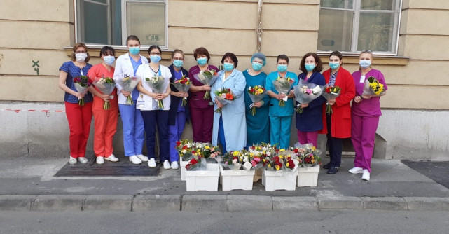 Flori de la Floraria Magnolia pentru personalul medical și nu numai