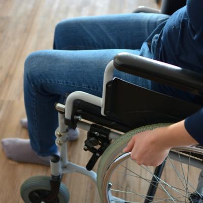 Cum iti afecteaza viata scleroza multipla? Simptome, cauze, efecte si tratament