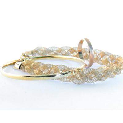 Tendinte in bijuterii in vara 2012