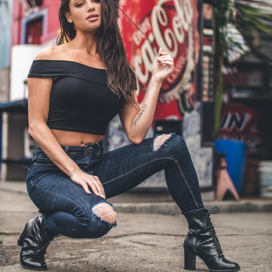 Poartă acesști bocanci cu toc în iarna aceasta și fii șic!