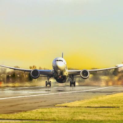 Care este cea mai buna perioada din an cand poti sa cumperi bilete de avion ieftine