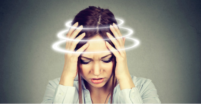 Sindromul vertiginos, responsabil de ameteli puternice si pierderea echilibrului. Cauze, simptome si tratament.