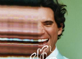 MIKA revine cu single-ul Immortal Love și pregătește apariția albumului Hyperlove