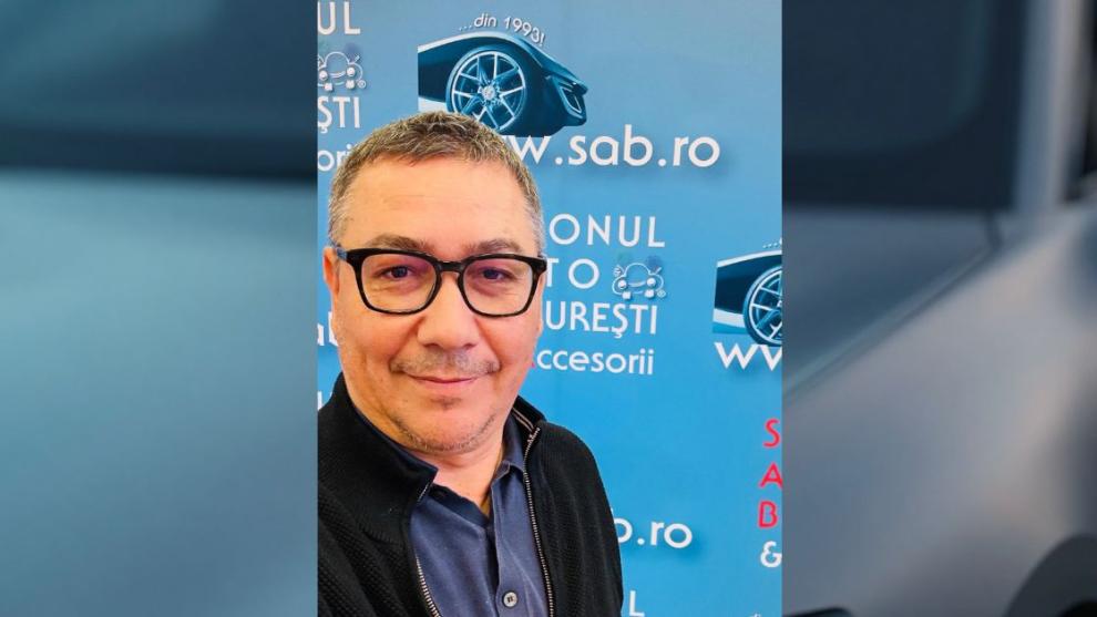 Ce a făcut Victor Ponta în prima zi de școală a fetiței lui. Imaginea a devenit virală instant