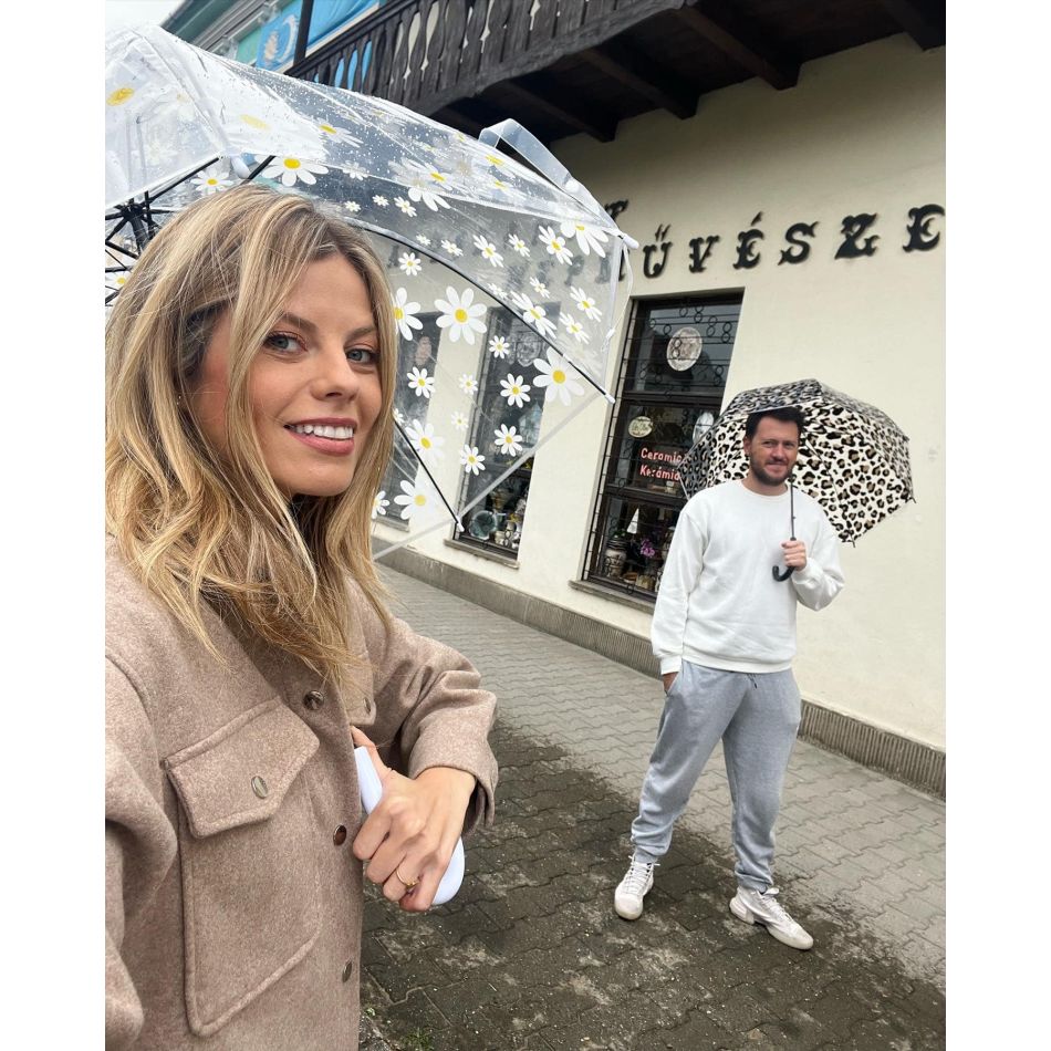 Roxana Hulpe și-a botezat fetița la biserica unde slujește tatăl ei. Cosmin Stan a fost nașul de botez al micuței