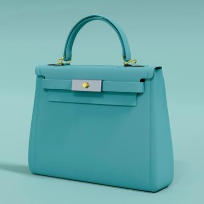 Asortează-ți geanta cu aceste 5 accesorii!