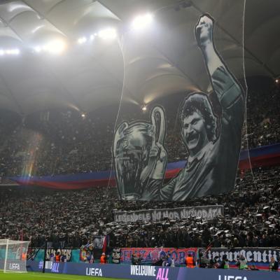 Statuie impresionantă pentru Helmut Duckadam, Eroul de la Sevilla. Momentul care a emoționat o țară întreagă