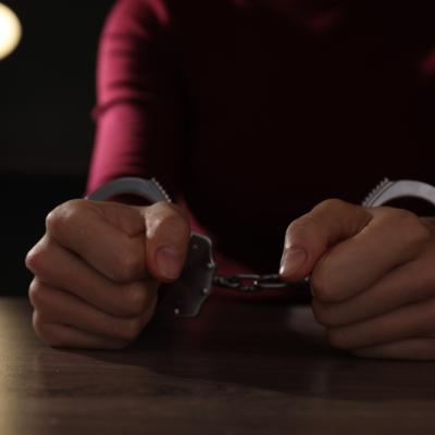 O fostă concurentă de la Insula Iubirii a ajuns după gratii! Ce a făcut înainte să apară la TV