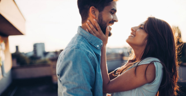 O relatie sanatoasa de iubire nu arata deloc ca-n povesti