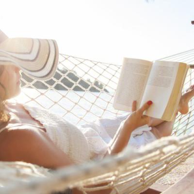 Cele mai bune 22 de cărți de citit în vacanță