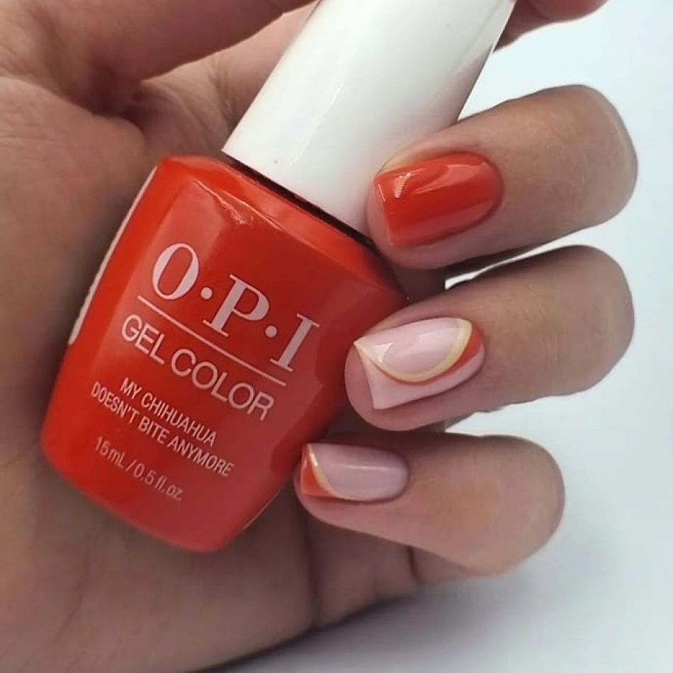 Nail trend alert 2026: Revenirea spectaculoasă a unghiilor pătrate
