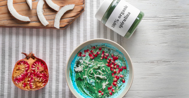 Alga minune: Cum putem consuma spirulina si de ce ar fi bine sa o adaugam in dieta