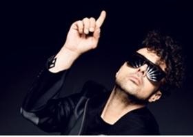 Fly Project lansează superhitul Raisa într-o nouă versiune. Hit-ul este readus la viață și gata să îți anime întreaga vara