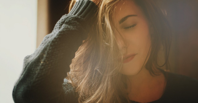 7 greșeli de vopsire a părului care te fac să pari îmbătrânită