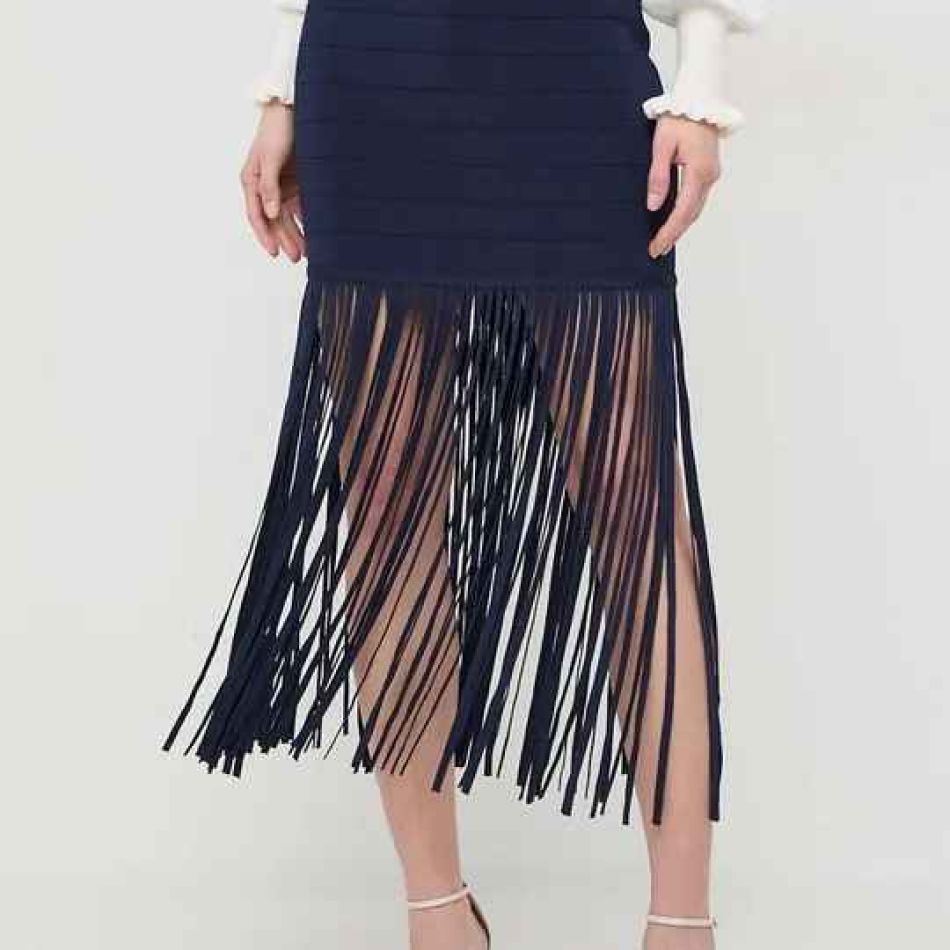 Reînnoiește-ți garderoba de primăvară cu cele mai frumoase fuste ale sezonului