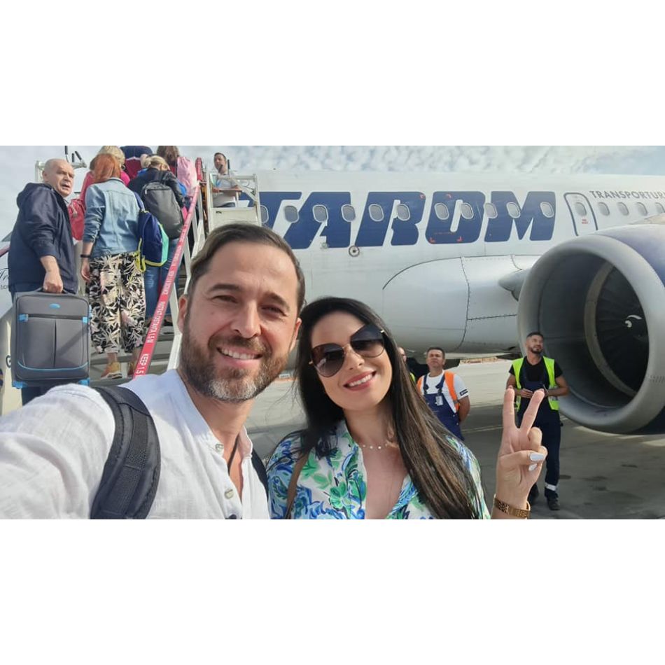 Prima reacție a Deei Maxer după ce Dinu Maxer s-a afișat cu noua lui iubită. Artistul iubește din nou la o lună de la divorț