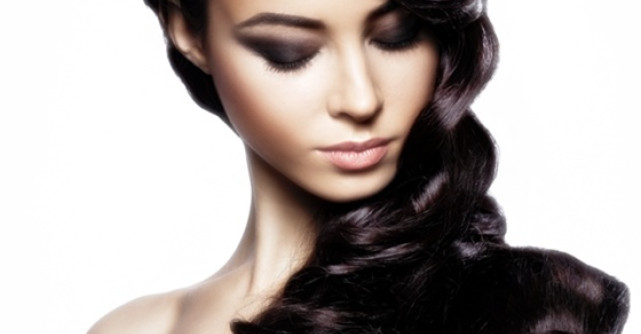 Repara parul degradat cu produsele Sebastian Professional 