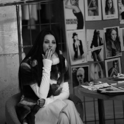  Ingrid Vlasov la Paris Fashion Week 