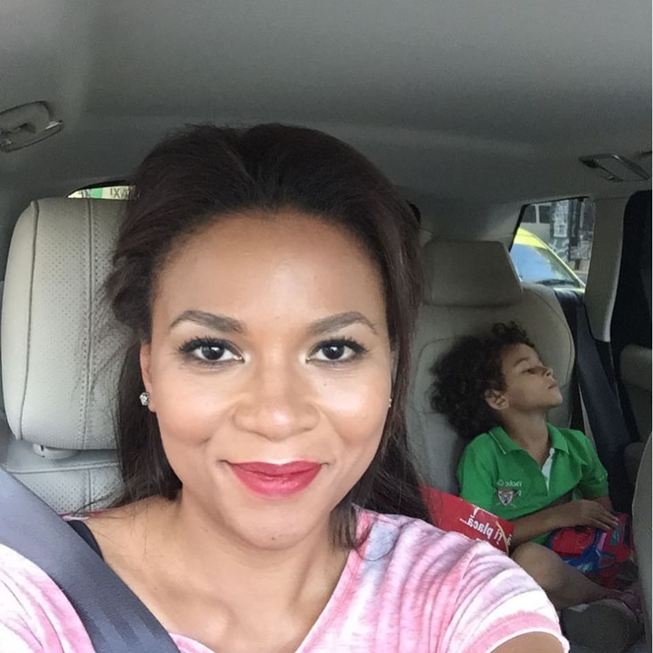 Drama neștiută prin care a trecut Nadine! De la fetița dusă la orfelinat de către bunica ei, la femeia cu principii sănătoase 