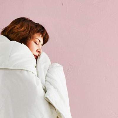 TREZEȘTE-TE! E TIMPUL SĂ DORMI! IKEA PREZINTĂ ȘASE ELEMENTE DE BAZĂ PENTRU UN SOMN BUN