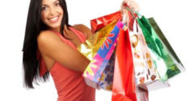 Cea mai mare galerie de designeri romani !