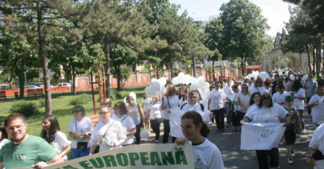 Mars impotriva OBEZITATII