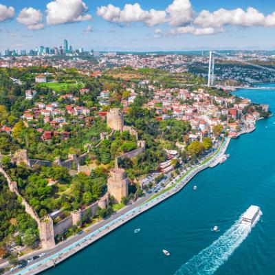 Petrece un Revelion romantic la Istanbul