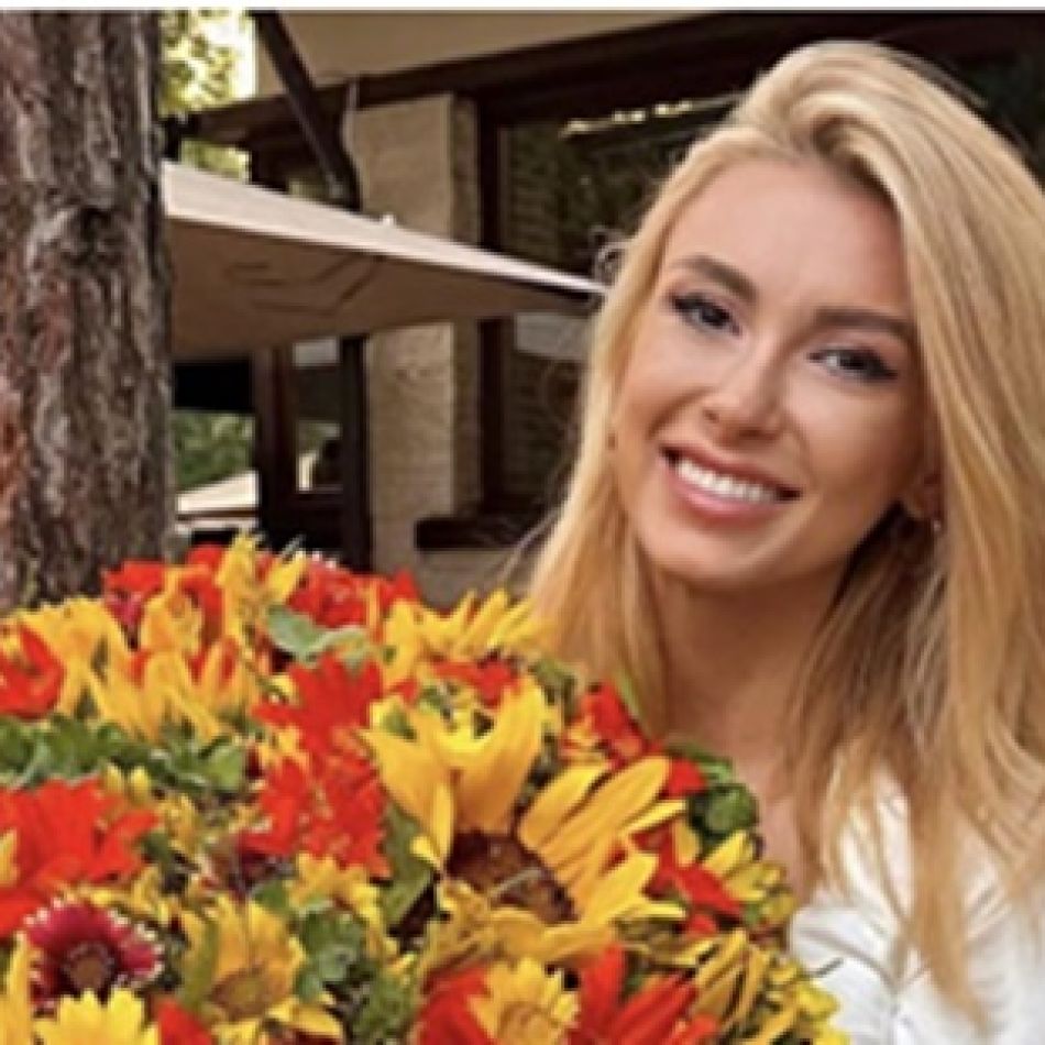 Andreea Bălan a plecat din România, după Victor Cornea: În sfârșit îl îmbrățișez și-l pup pe iubitul meu...