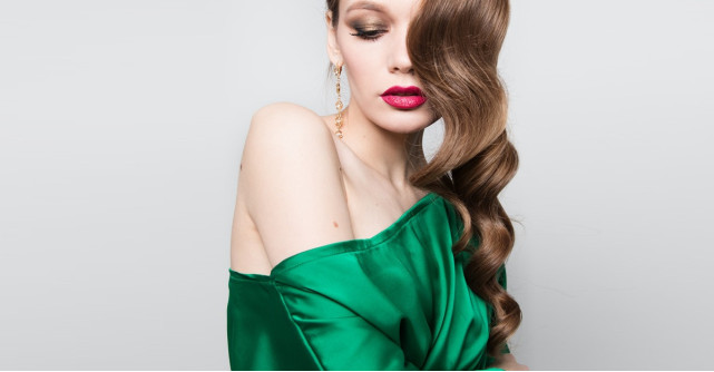 5 rochii midi feminine de purtat in iarna aceasta