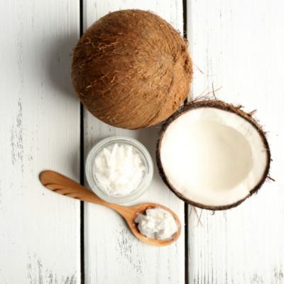 Uleiul de cocos, beneficii incredibile pentru dinti