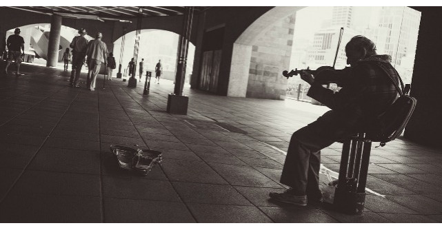 Ce inseamna sa fii om?