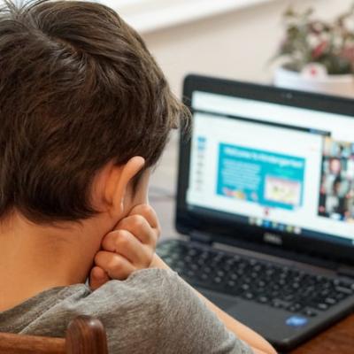 Școala virtuală – 10 sfaturi pentru părinți