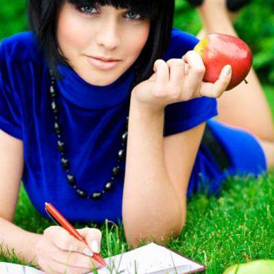 Tu ce mai mananci? 5 Carti cu RETETE SANATOASE