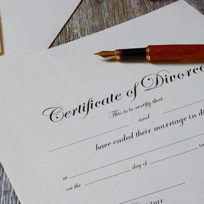 Un celebru actor roman divorteaza dupa 20 de ani. Despre cine e vorba?