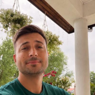 Valentin Sanfira, prima reacție după imaginile controversate cu rochia de mireasă arsă: Nu am apucături de piroman...