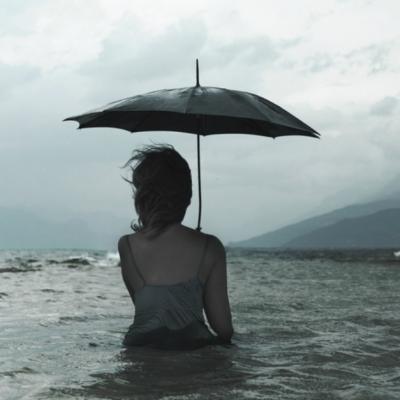 9 Mantre care îți vor lua durerea cu mâna și te vor face să apreciezi ce ai 