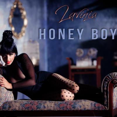 Lavinia lanseaza Honey Boy