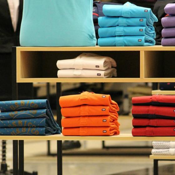 Cum a apărut tricoul polo: istoria unui tipar-simbol