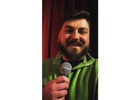 Micutzu se face profesor și deschide porțile primului Master de Stand-Up Comedy