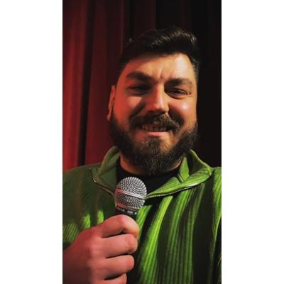 Micutzu se face profesor și deschide porțile primului Master de Stand-Up Comedy