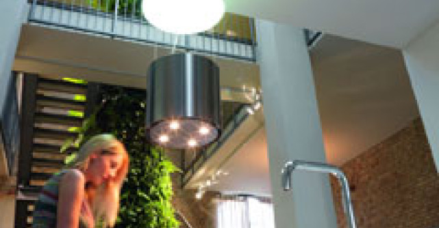 Franke lanseaza noua hota Up&Down